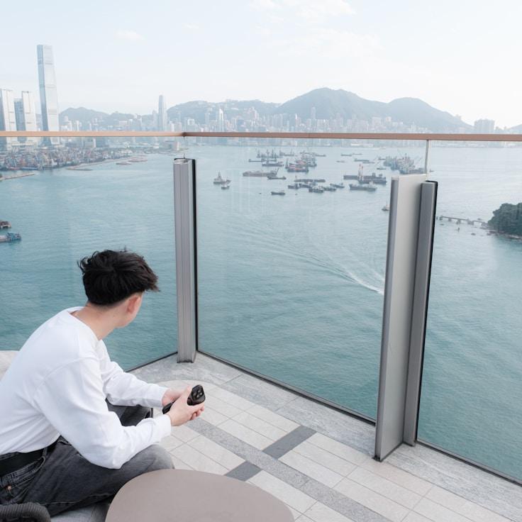 Family terraces and cafés for calm evenings in Toronto